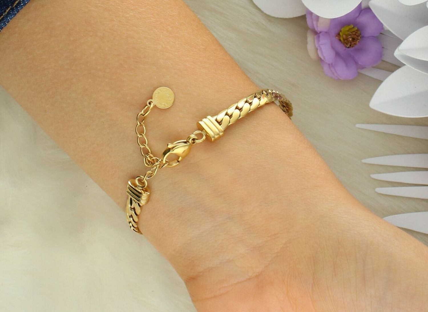 Bransoletka damska Nomination Italy Ecclettica 134300 012 – stal szlachetna pozłacana, złota, regulowana.jpg